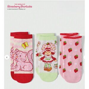 Strawberry Shortcake Ankle Socks – 3-Pack of Cute Cartoon Graphic Socks One Size